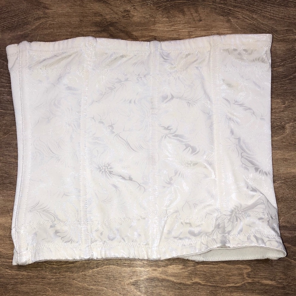 Flexees size large ivory boned corset bra top